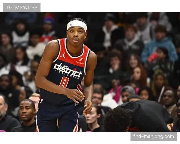 “消息：奇才主帅透露，将增加库利巴利在“肘区”的策应任务，丰富进攻发起点”